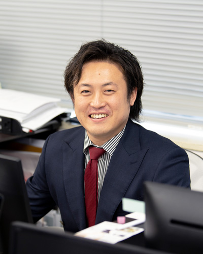 スタッフインタビュー